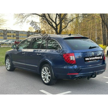 Skoda Superb 2011,  2.0 diesel, automat - Na sprzedaż za 22 450 zł - Skoczów - zdjęcie 3