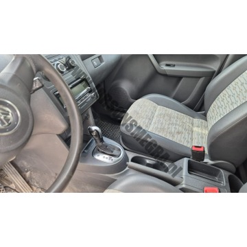 Volkswagen Caddy  Bus 2011,  1.6 diesel, automat - Na sprzedaż za 18 920 zł - Skoczów - zdjęcie 5