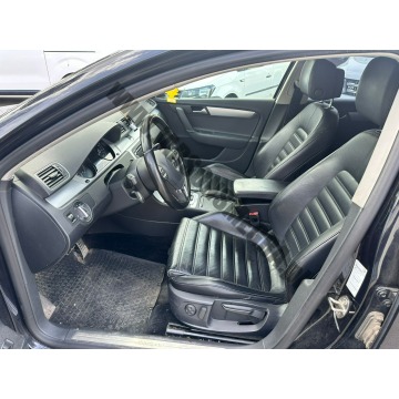 Volkswagen Passat 2014,  2.0 diesel, automat - Na sprzedaż za 29 500 zł - Skoczów - zdjęcie 7