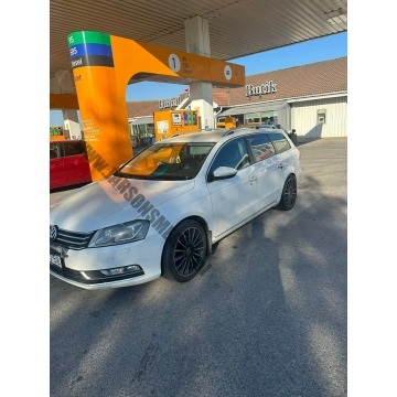 Volkswagen Passat 2012,  2.0 diesel, automat - Na sprzedaż za 24 000 zł - Skoczów - zdjęcie 4