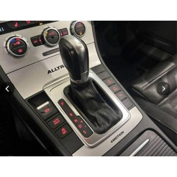 Volkswagen Passat 2012,  2.0 diesel, automat - Na sprzedaż za 29 450 zł - Skoczów - zdjęcie 5