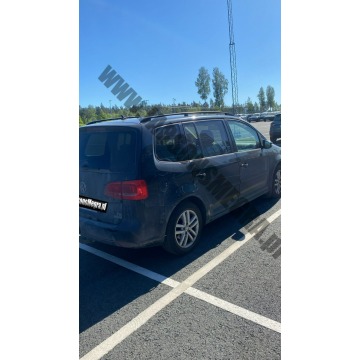 Volkswagen Touran  Minivan/Van 2011,  1.6 diesel - Na sprzedaż za 24 000 zł - Skoczów - zdjęcie 3