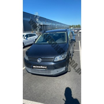 Volkswagen Touran - 2011