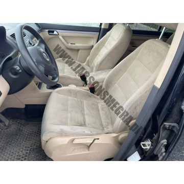 Volkswagen Touran  Minivan/Van 2011,  1.6 diesel - Na sprzedaż za 21 200 zł - Skoczów - zdjęcie 9