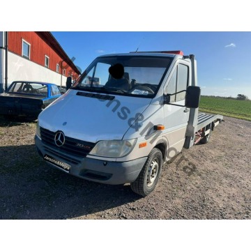 Mercedes - Benz Sprinter 2001,  2.2 diesel - Na sprzedaż za 28 100 zł - Skoczów - zdjęcie 2