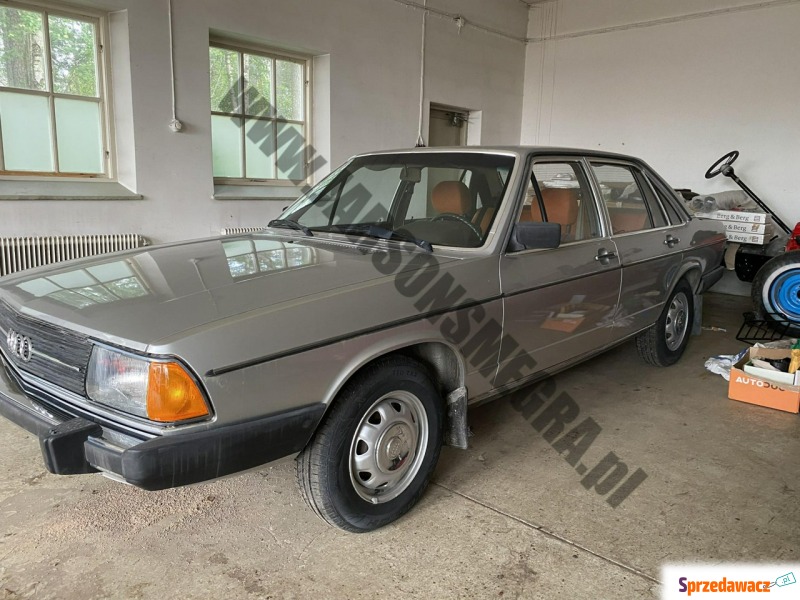 Audi 100  Sedan/Limuzyna 1977,  2.0 benzyna - Na sprzedaż za 26 600 zł - Skoczów