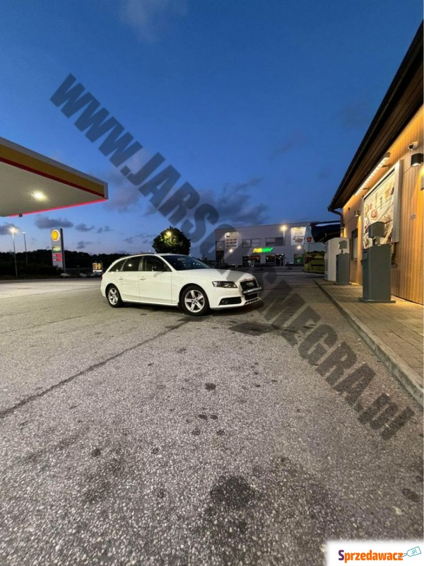 Audi A4 2010,  177.8 diesel - Na sprzedaż za 42 500 zł - Skoczów