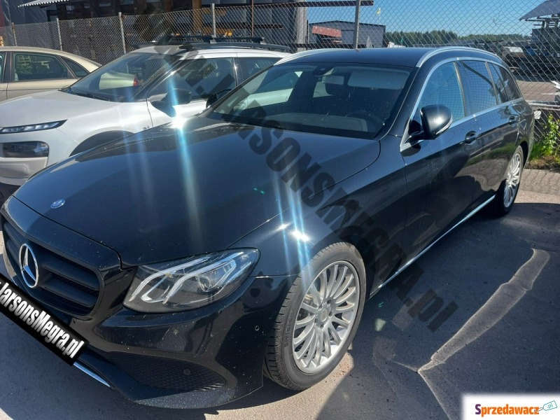 Mercedes - Benz E-klasa 2017,  2.0 diesel, automat - Na sprzedaż za 44 900 zł - Skoczów