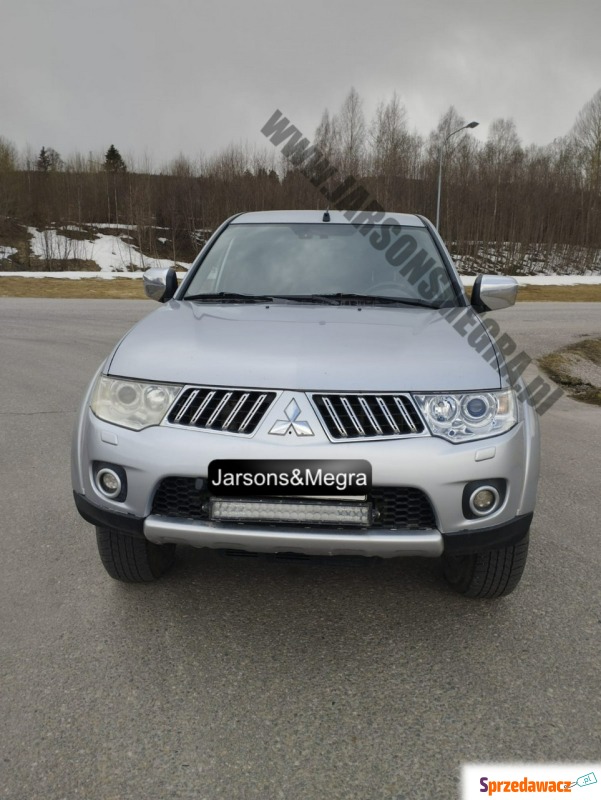 Mitsubishi L200 2010,  2.5 diesel, automat - Na sprzedaż za 29 000 zł - Skoczów