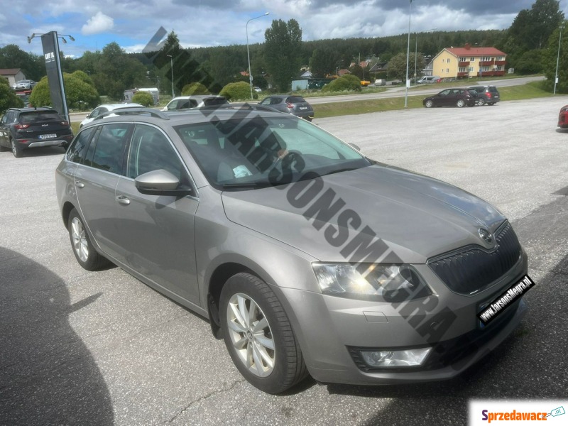 Skoda Octavia 2014,  1.6 diesel - Na sprzedaż za 24 800 zł - Skoczów