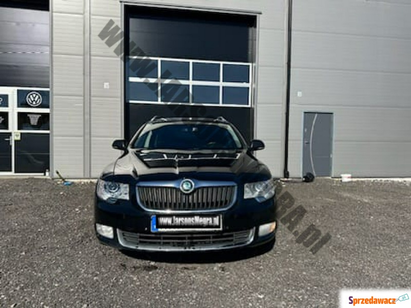 Skoda Superb 2011,  2.0 diesel, automat - Na sprzedaż za 32 300 zł - Skoczów