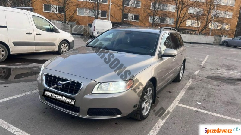 Volvo V70 2008,  2.0 benzyna - Na sprzedaż za 25 380 zł - Skoczów