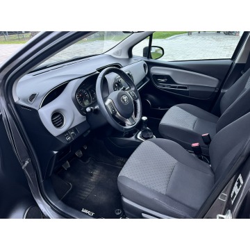 Toyota Yaris 2015,  1.0 benzyna - Na sprzedaż za 35 900 zł - Turek - zdjęcie 12