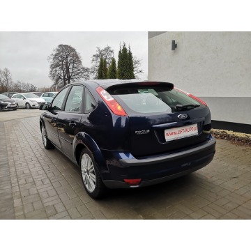 Ford Focus 2005,  2.0 benzyna - Na sprzedaż za 9 900,00 zł - Strzegom - zdjęcie 8