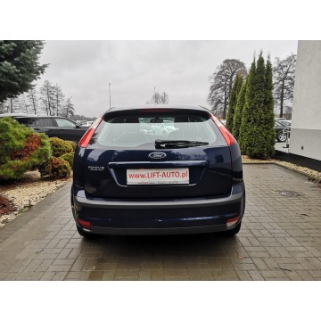 Ford Focus 2005,  2.0 benzyna - Na sprzedaż za 9 900,00 zł - Strzegom - zdjęcie 7