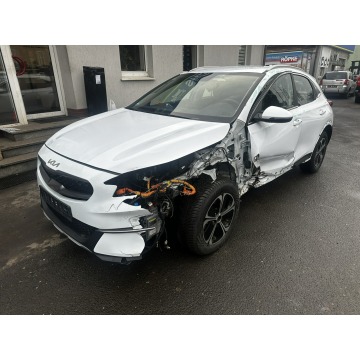 Kia XCeed  Hatchback 2022,  1.6 hybryda, automat - Na sprzedaż za 47 000 zł - Syców - zdjęcie 4