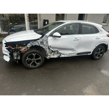 Kia XCeed  Hatchback 2022,  1.6 hybryda, automat - Na sprzedaż za 47 000 zł - Syców - zdjęcie 5