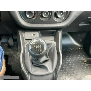 Fiat Doblo 2020,  1.6 diesel - Na sprzedaż za 26 900 zł - Syców - zdjęcie 8