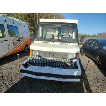 Mercedes 308D - 1990 - Pojazdy specjalistyczne - Lipówki - zdjęcie 2