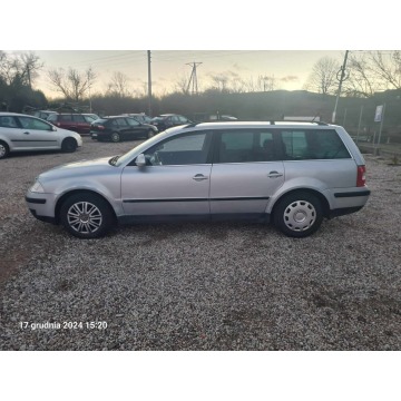 Volkswagen Passat 2004,  1.9 diesel - Na sprzedaż za 4 500,00 zł - Grajewo - zdjęcie 10