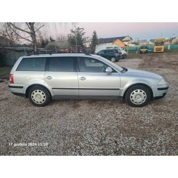 Volkswagen Passat 2004,  1.9 diesel - Na sprzedaż za 4 500,00 zł - Grajewo - zdjęcie 11