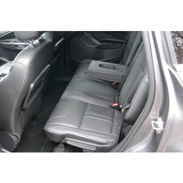 Ford Kuga  SUV 2014,  2.0 diesel, automat - Na sprzedaż za 39 900 zł - Piła - zdjęcie 9
