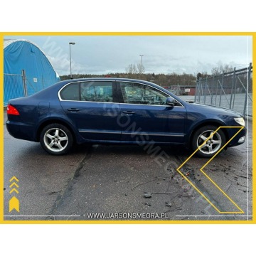 Skoda Superb  Hatchback 2011,  2.0 diesel, automat - Na sprzedaż za 24 120 zł - Skoczów - zdjęcie 4