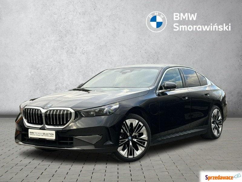 BMW Seria 5  Sedan/Limuzyna 2023,  2.0 hybryda, automat - Na sprzedaż za 282 400 zł - Poznań
