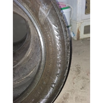 2 opony zimowe 225x55x17 Matador
