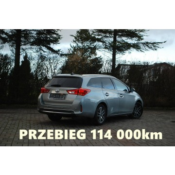 Toyota Auris 2015,  1.8 hybryda, automat - Na sprzedaż za 49 500 zł - Słupsk - zdjęcie 3