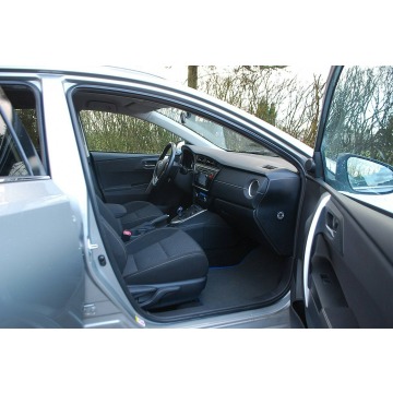 Toyota Auris 2015,  1.8 hybryda, automat - Na sprzedaż za 49 500 zł - Słupsk - zdjęcie 11
