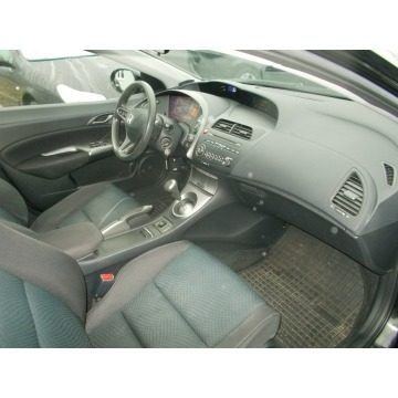 Honda Civic  Hatchback 2010,  1.3 benzyna - Na sprzedaż za 19 900 zł - Białystok - zdjęcie 7