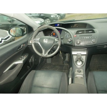 Honda Civic  Hatchback 2010,  1.3 benzyna - Na sprzedaż za 19 900 zł - Białystok - zdjęcie 6