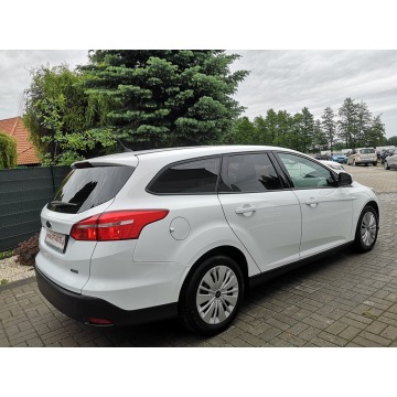 Ford Focus 2017,  1.0 benzyna - Na sprzedaż za 29 900 zł - Strzegom - zdjęcie 5