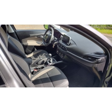 Fiat Tipo  Kombi 2018,  1.4 benzyna - Na sprzedaż za 36 000 zł - Łęczna - zdjęcie 7