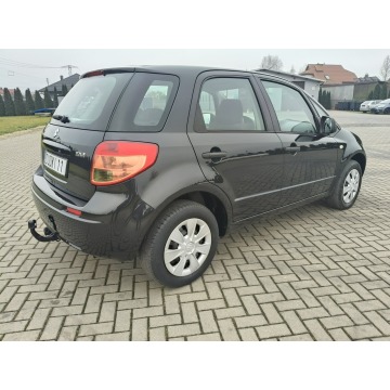 Suzuki SX4  Hatchback 2006,  1.5 benzyna - Na sprzedaż za 8 900,00 zł - Kutno - zdjęcie 7
