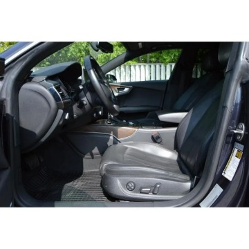 Audi A7  Sedan/Limuzyna 2014,  3.0 benzyna, automat - Na sprzedaż za 75 000 zł - Warszawa - zdjęcie 5