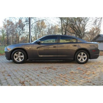 Dodge Charger  Sedan/Limuzyna 2014,  3.6 benzyna, automat - Na sprzedaż za 59 000 zł - Warszawa - zdjęcie 3