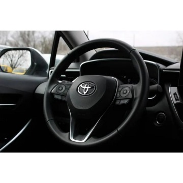 Toyota Corolla  Sedan/Limuzyna 2023,  1.8 hybryda, automat - Na sprzedaż za 109 999 zł - Warszawa - zdjęcie 8