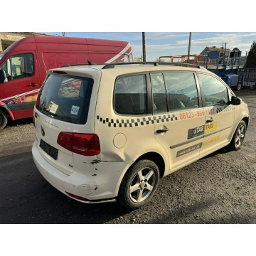 Volkswagen Touran 2016,  2.0 diesel, automat - Na sprzedaż za 16 000 zł - Syców - zdjęcie 4