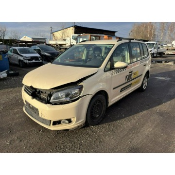 Volkswagen Touran 2016,  2.0 diesel, automat - Na sprzedaż za 16 000 zł - Syców - zdjęcie 2