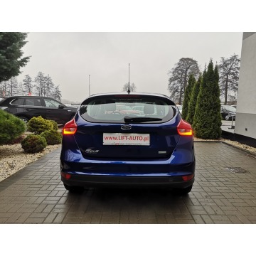 Ford Focus 2015,  1.0 benzyna - Na sprzedaż za 29 900 zł - Strzegom - zdjęcie 7