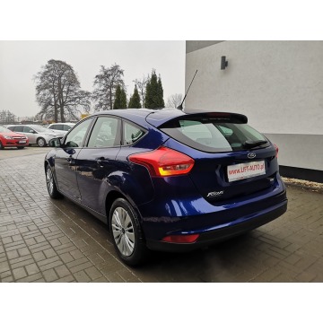 Ford Focus 2015,  1.0 benzyna - Na sprzedaż za 29 900 zł - Strzegom - zdjęcie 8