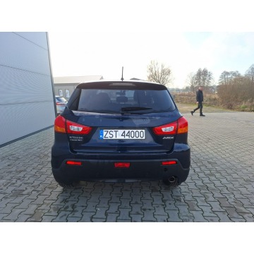 Mitsubishi ASX  Hatchback 2010,  1.6 benzyna - Na sprzedaż za 34 900 zł - Stargard - zdjęcie 9