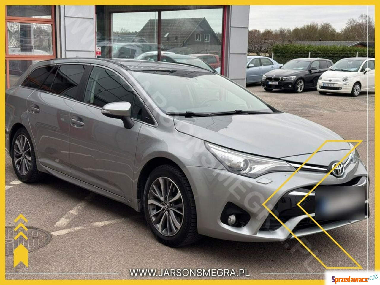 Toyota Avensis 2015