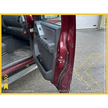 Nissan Navara 2007,  2.5 diesel - Na sprzedaż za 59 000 zł - Skoczów - zdjęcie 10