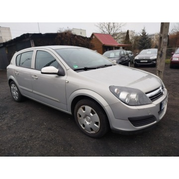 Opel Astra  Hatchback 2006,  1.6 benzyna, automat - Na sprzedaż za 5 300,00 zł - Toruń - zdjęcie 3