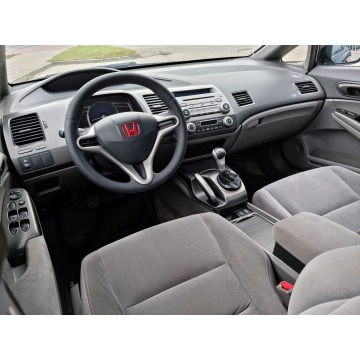 Honda Civic  Sedan/Limuzyna 2006,  1.8 benzyna - Na sprzedaż za 14 300 zł - Warszawa - zdjęcie 5