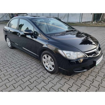 Honda Civic - GWARANCJA * 1.8 i-VTEC * 140 KM * manual *  sedan * warszawa * serwis