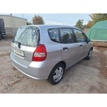 Honda Jazz  Hatchback 2003,  1.2 benzyna - Na sprzedaż za 8 900,00 zł - Stargard - zdjęcie 4